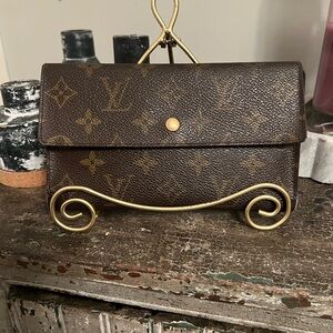 Louis Vuitton Monogram Sarah Long Wallet